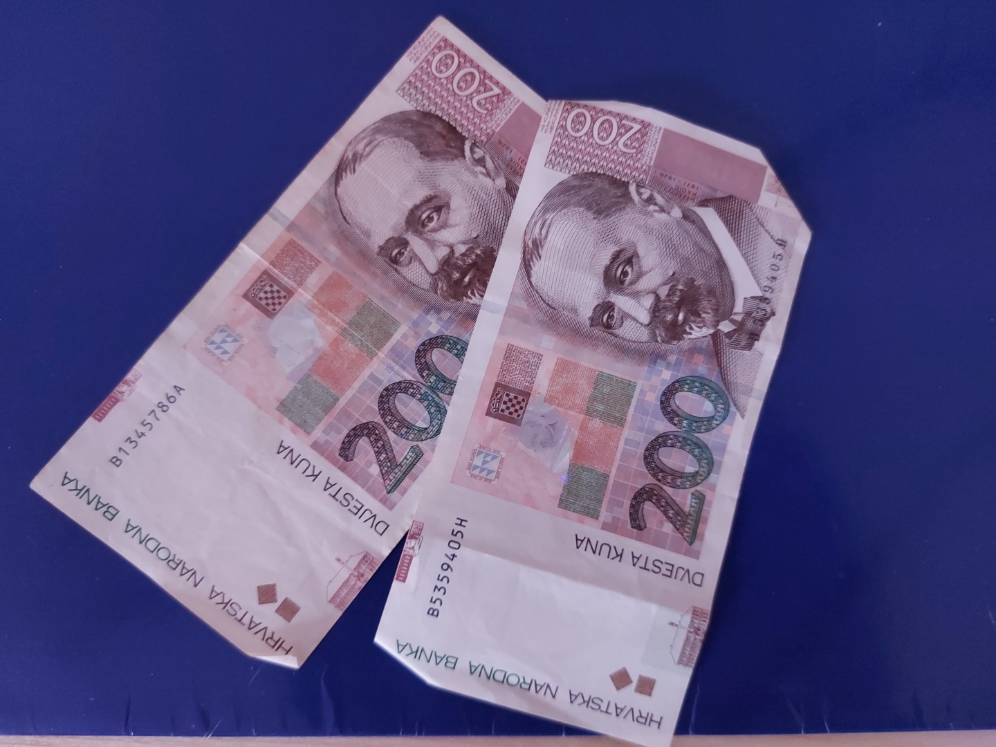 Mozak i računalo in action: Ja tebi ti meni 400 kuna!